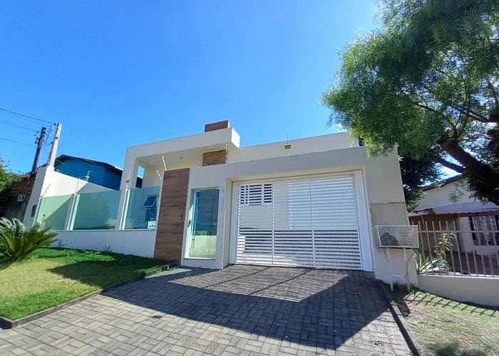 Casa 3 Suítes em Passo Dos Fortes - 215m²