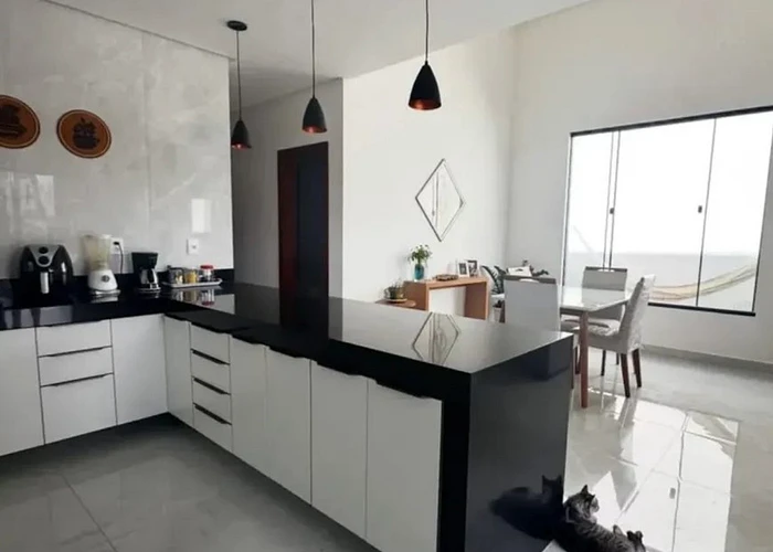 Casa para vender com 3 quartos, 1 suíte, 2 banheiros e 2 vagas, 200 m² - foto 3