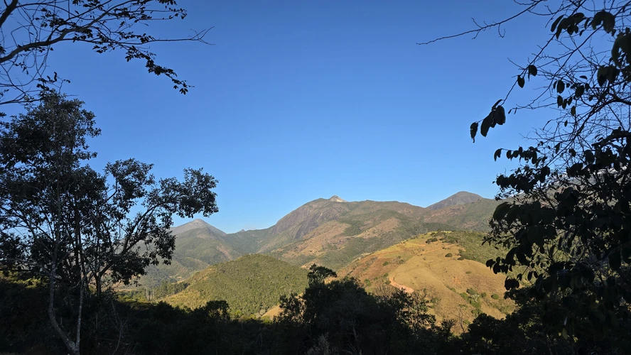 Terreno 2500m² em Condomínio Gardi Videiras - Paty do Alferes