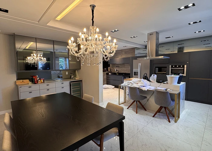 Apartamento 3 Quartos com 2 Suítes em Santa Maria - 150m²