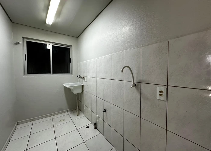 Apartamento para vender com 2 quartos, 1 banheiro e 1 vaga - foto 3