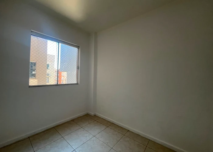 Apartamento para vender com 2 quartos, 1 banheiro e 1 vaga - foto 3