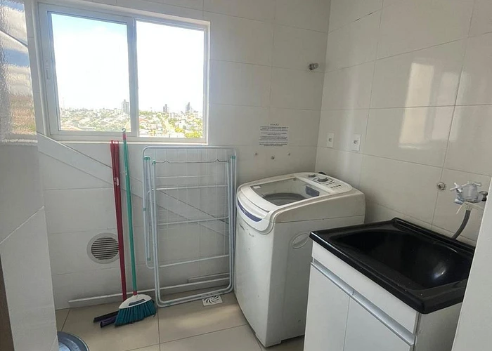 Apartamento para vender com 2 quartos, 1 suíte, 2 banheiros e 2 vagas - foto 3