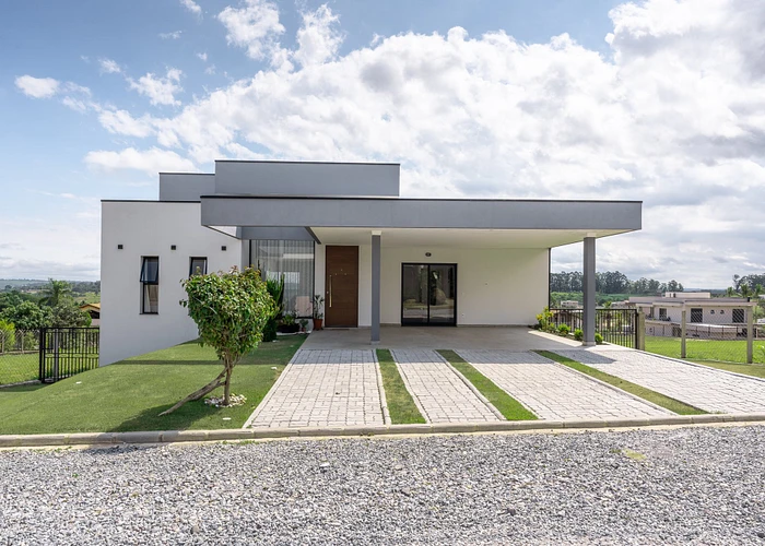 Refúgio exclusivo no Residencial Pinheiros do Lago: 300 m² em Alambari - foto 3