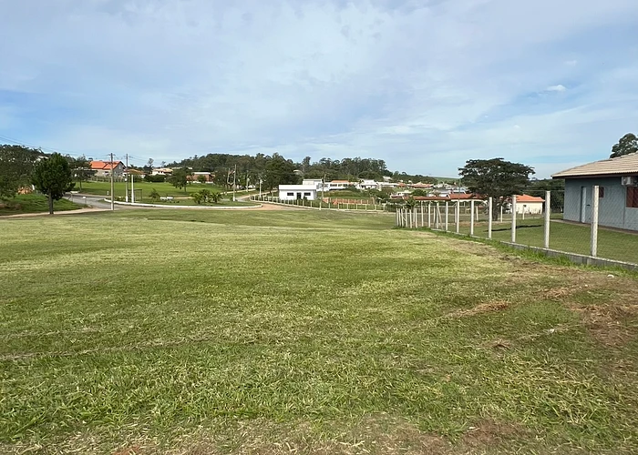 Oportunidade única: terreno de 1000 m² em Fazenda Floresta, Alambari