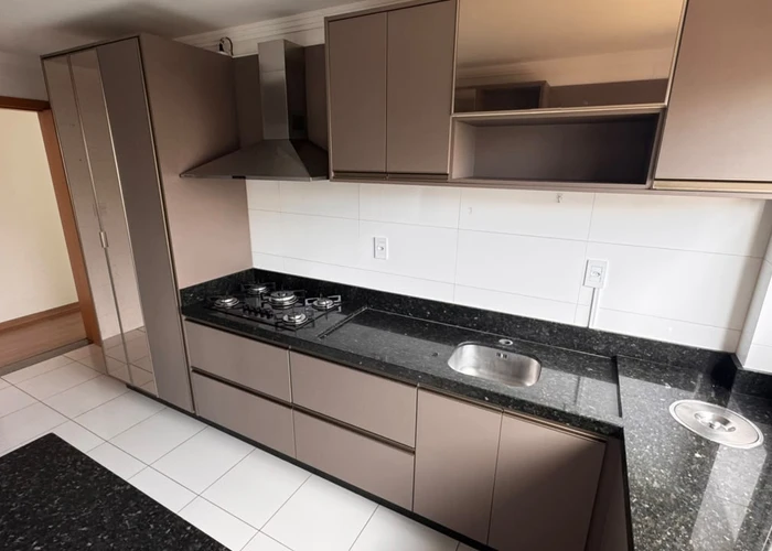 Apartamento 3 Quartos com Suíte em Jardim Itália - 105,5m²
